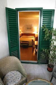 Hotel Varsavia Florence Exterior photo